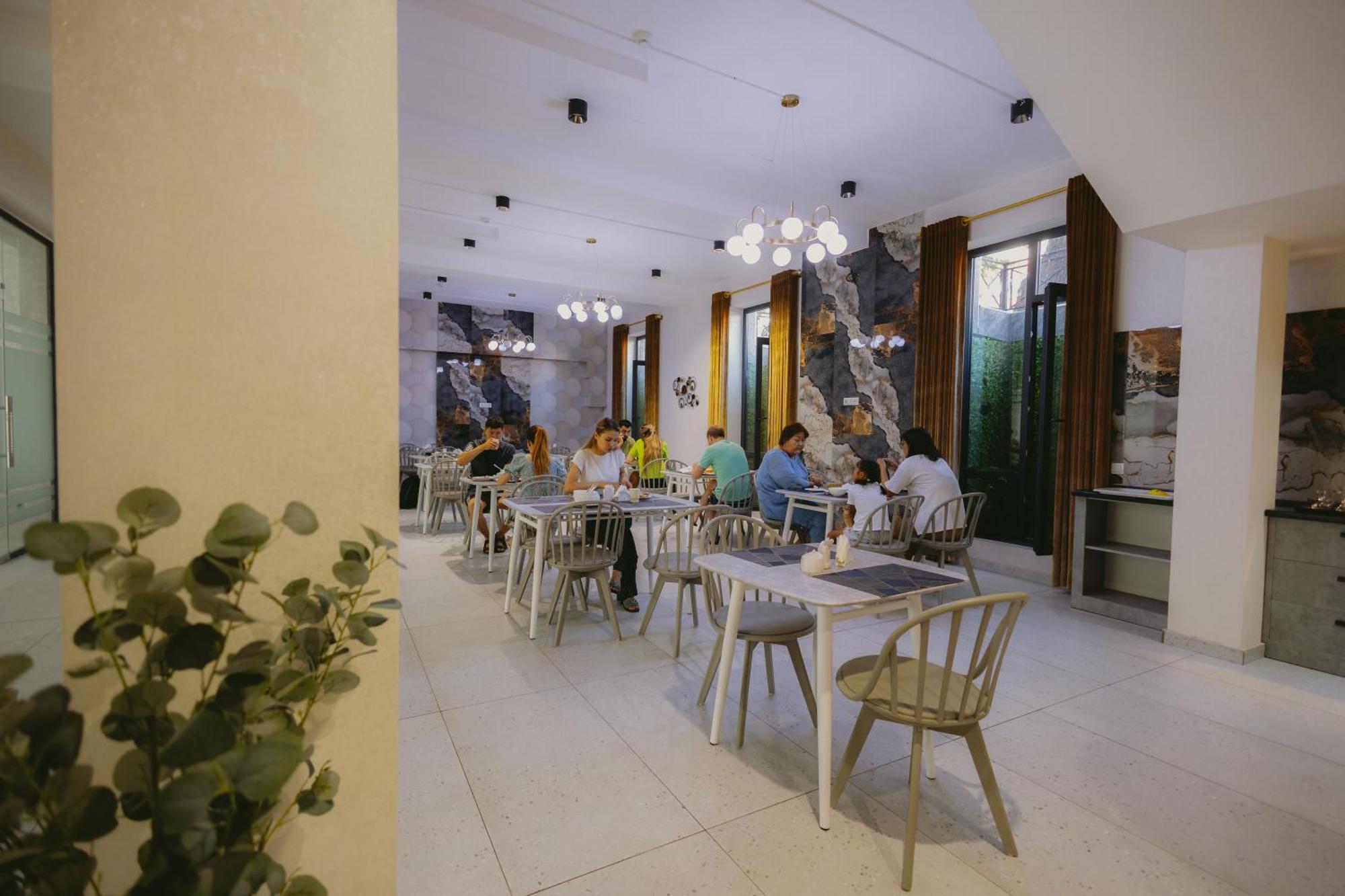 Beshchinor Hotel Tashkent Exterior foto